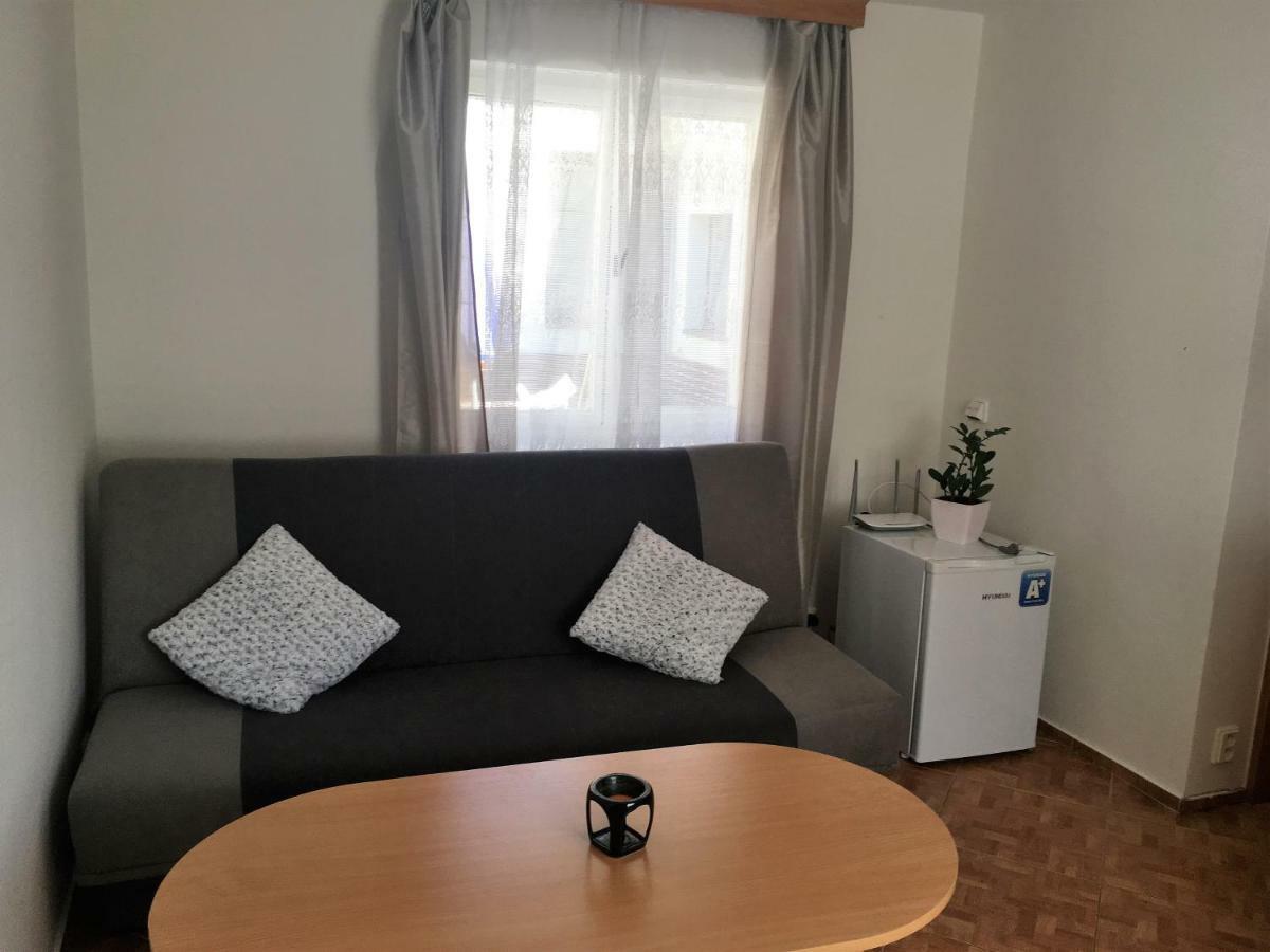 Dvacitka Διαμέρισμα Τσέσκε Μπουντεγιόβιτσε Εξωτερικό φωτογραφία